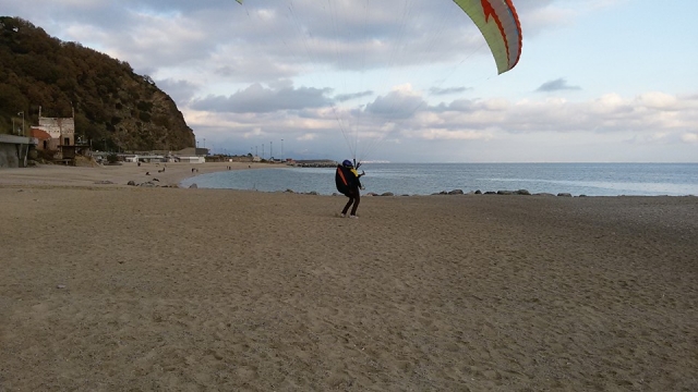  Aterrizando en la arena 
